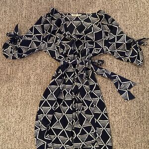 Old Navy Dark Navy and White Geometrically Patterned Mini Dress